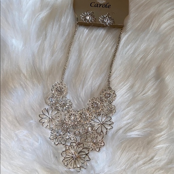 NWT Carole Jewelry - Picture 1 of 8